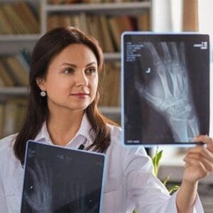 درمان درد مفاصل انگشتان دست با پزشک ارتوپد